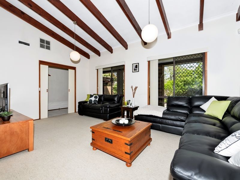 18 Mullan Street, Fadden ACT 2904