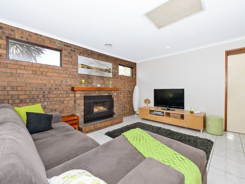 18 Mullan Street, Fadden ACT 2904