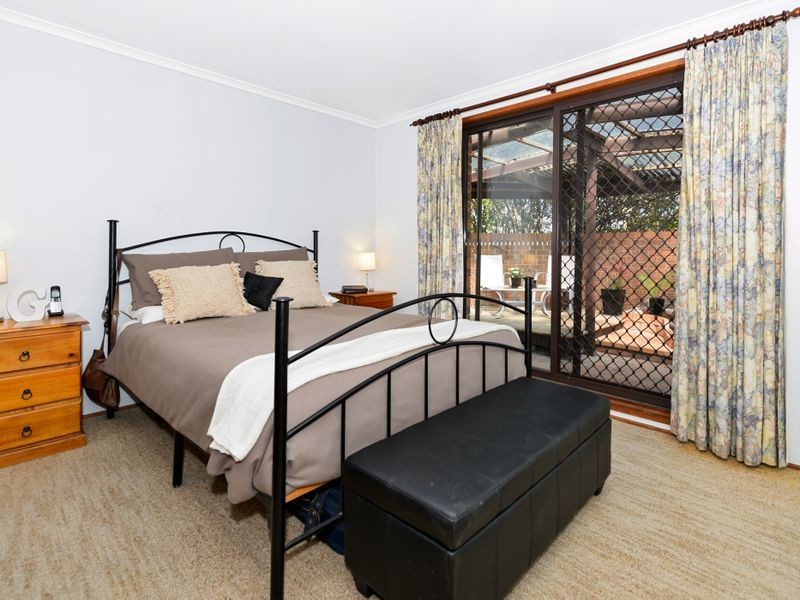 18 Mullan Street, Fadden ACT 2904