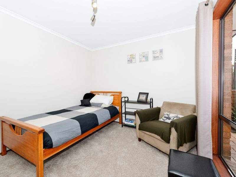 18 Mullan Street, Fadden ACT 2904