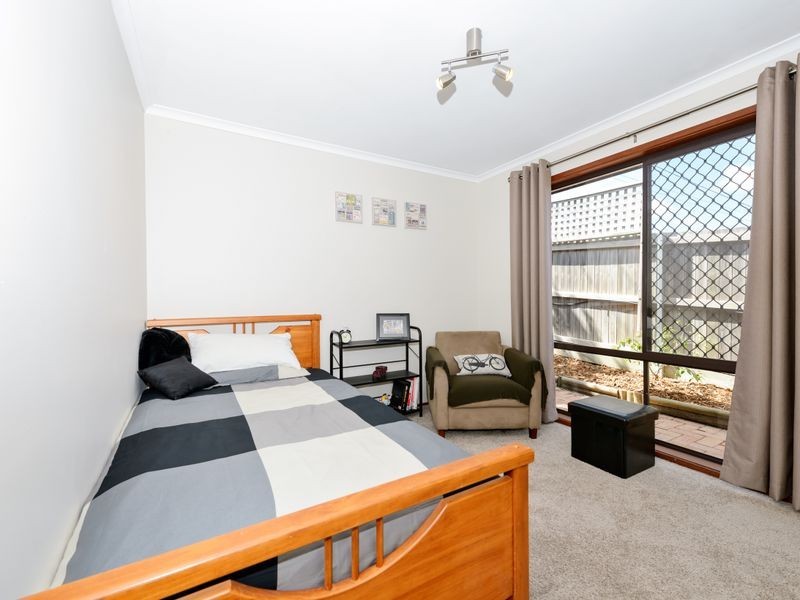 18 Mullan Street, Fadden ACT 2904
