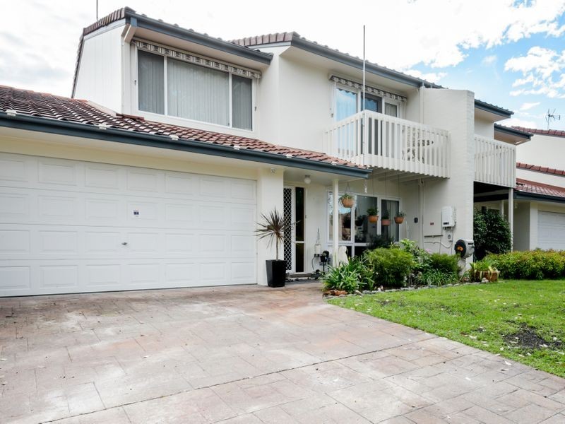 86 De Little Crescent, Greenway ACT 2900