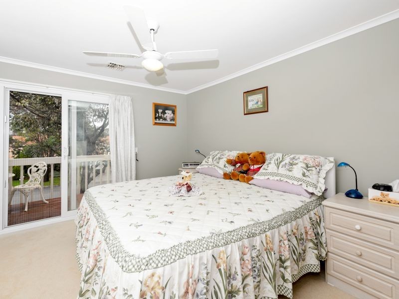 86 De Little Crescent, Greenway ACT 2900