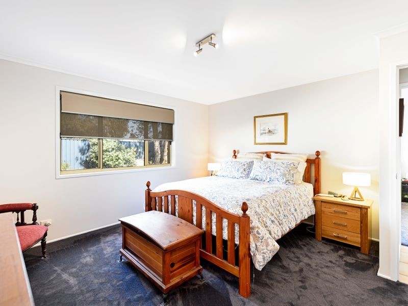 25 Hingston Close, Bonython ACT 2905