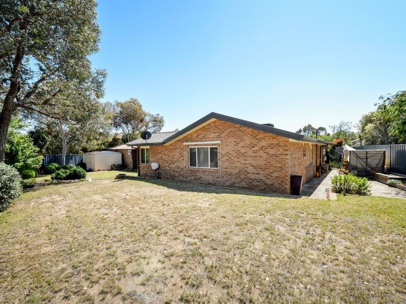 25 Hingston Close, Bonython ACT 2905