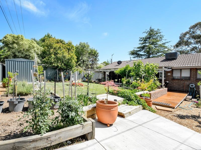 18 Wheatley Street, Gowrie ACT 2904