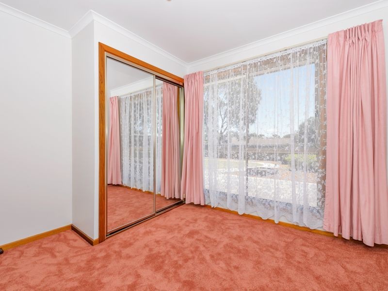 2 Kneebone Street, Bonython ACT 2905