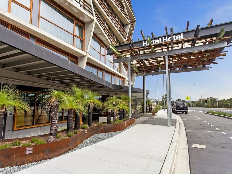 142/25 Edinburgh Avenue “Nishi”, City ACT 2601