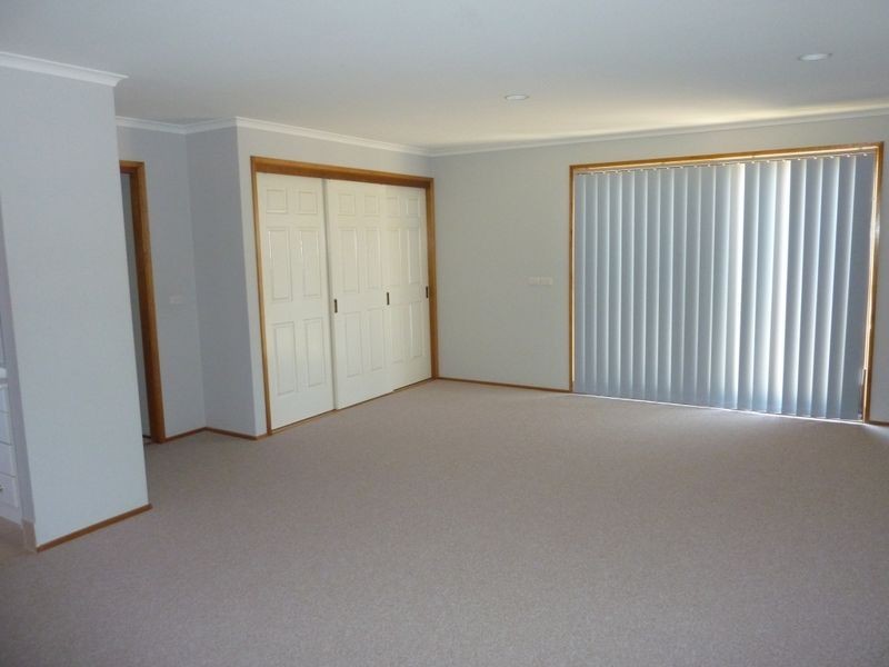 198 Ellerston Avenue, Isabella Plains ACT 2905