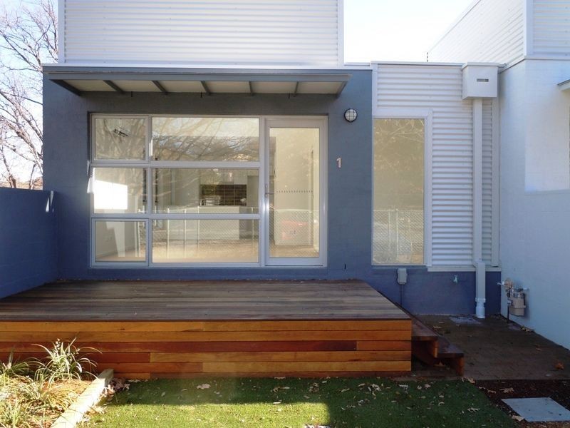 1/25-27 Macrobertson Street, Mawson ACT 2607