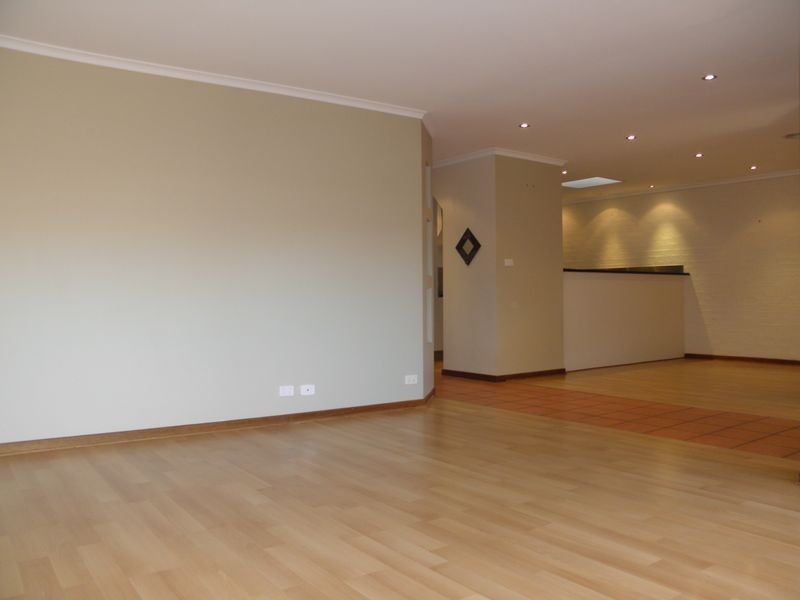 9/15 Moon Place, Gordon ACT 2906