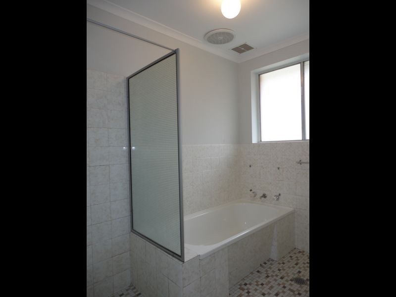 141 Kambalda Crescent, Fisher ACT 2611