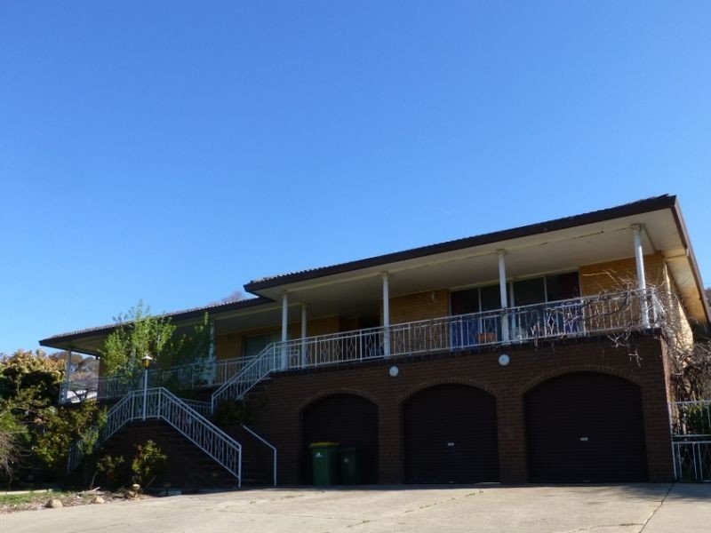 23 Learmonth Drive, Kambah ACT 2902