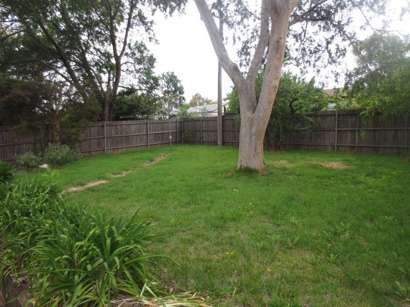 28 Gluyas Street, Farrer ACT 2607