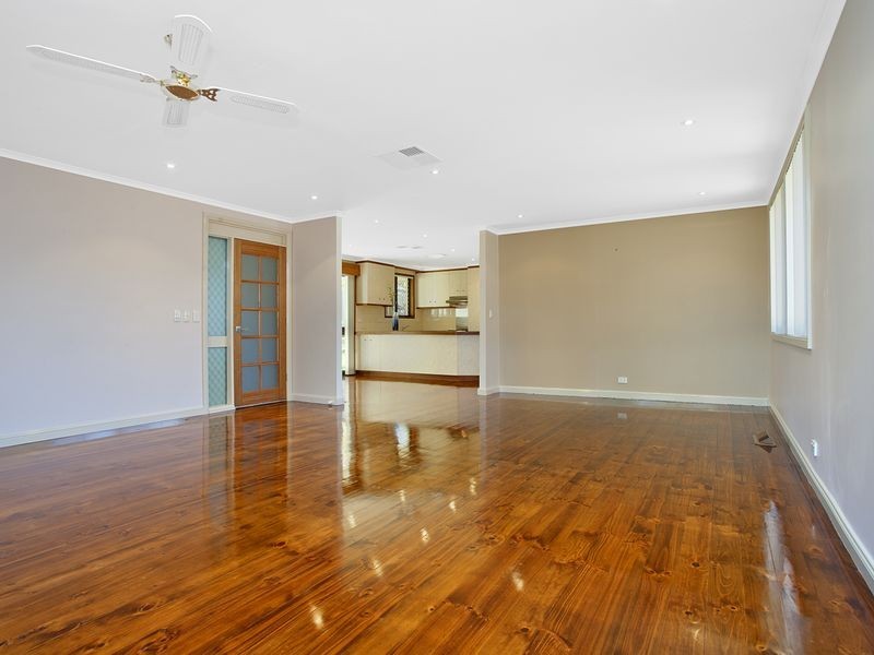 8 Carleton Street, Kambah ACT 2902