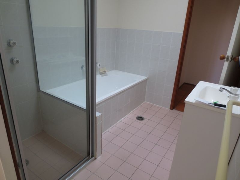 9/6 Beazley Crescent, Calwell ACT 2905