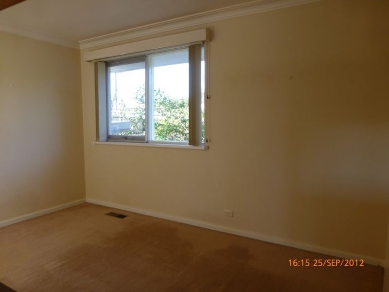 75 Jervois Street, Deakin ACT 2600