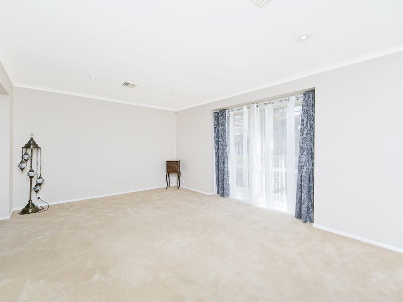 5/23 Shepherdson place, Isaacs ACT 2607