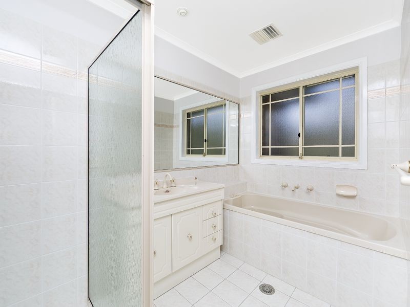 5/23 Shepherdson place, Isaacs ACT 2607