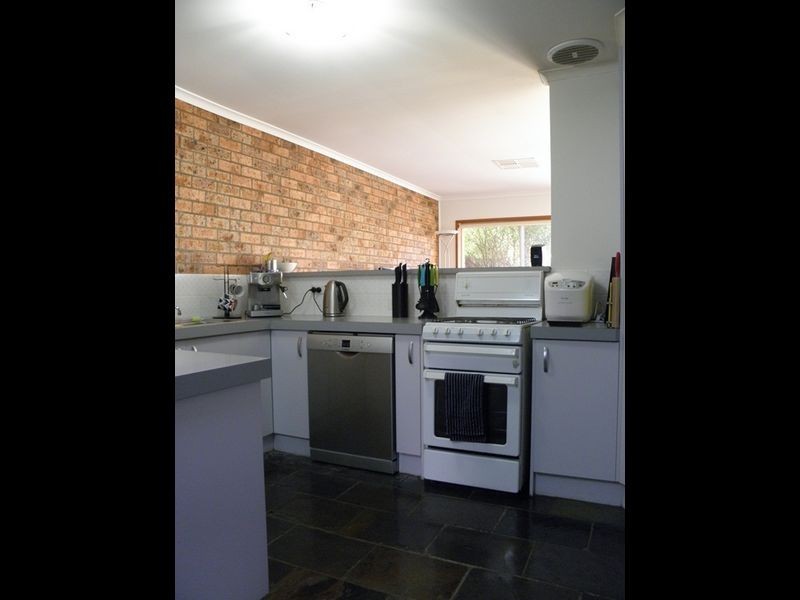 6/15 Moon Place, Gordon ACT 2906