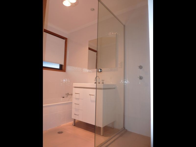 10 Vallance Place, Cook ACT 2614