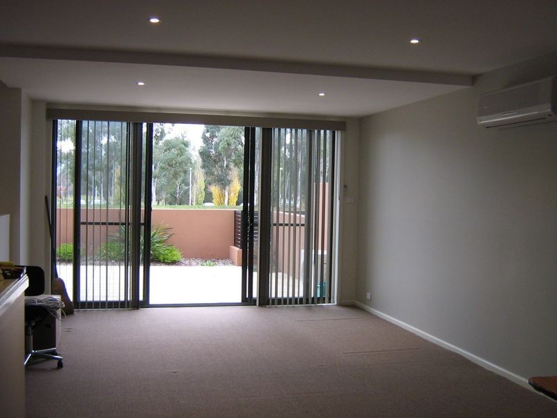 4/40 Eileen Good Street, Greenway ACT 2900