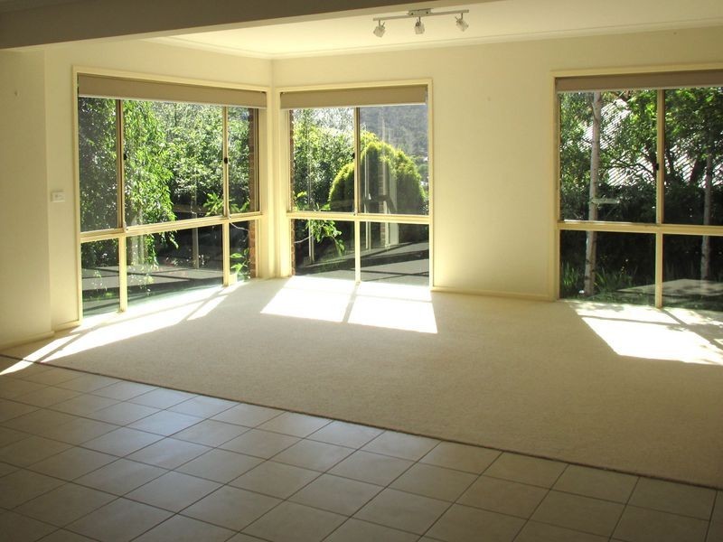 11A Decker Place, Fadden ACT 2904