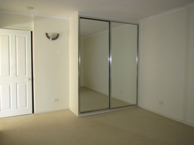 11A Decker Place, Fadden ACT 2904