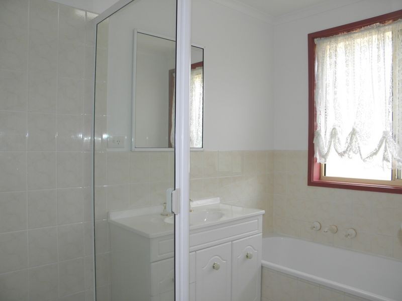 53 Wootton Crescent, Gordon ACT 2906