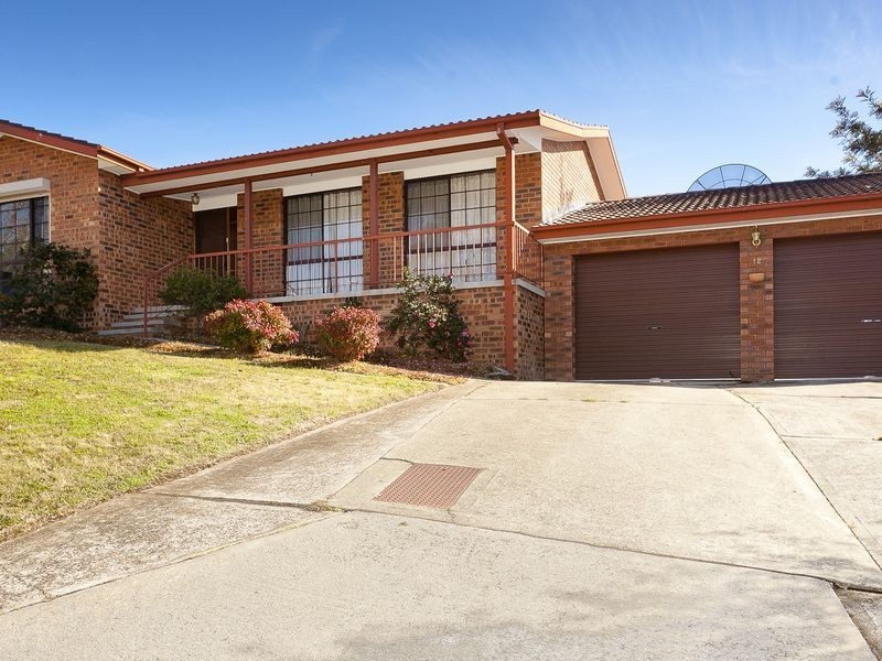 12 Casey Crescent, Calwell ACT 2905