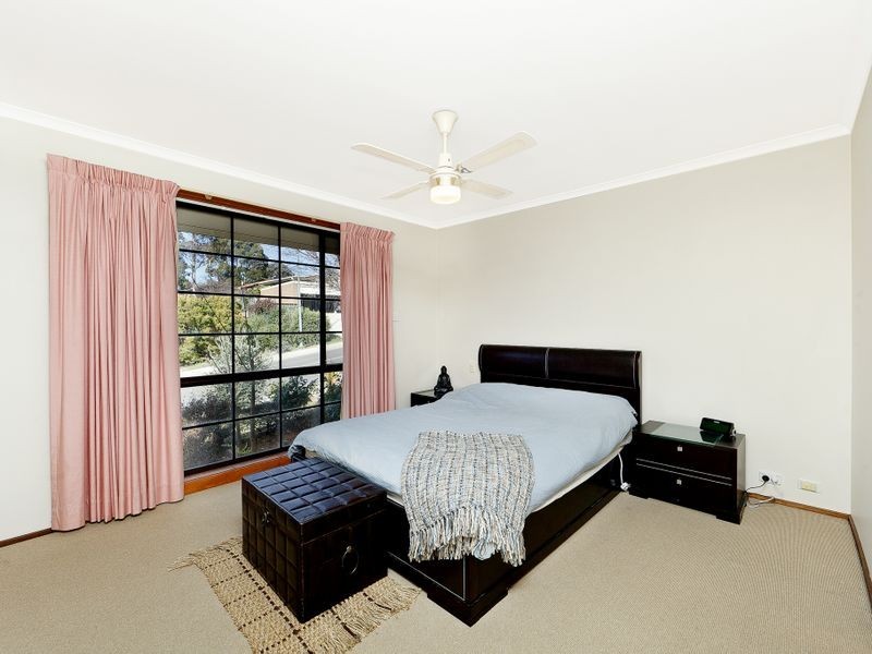 12 Casey Crescent, Calwell ACT 2905