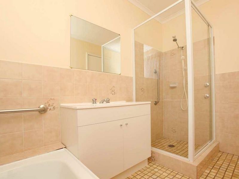 38 Wood Avenue, Queanbeyan NSW 2620