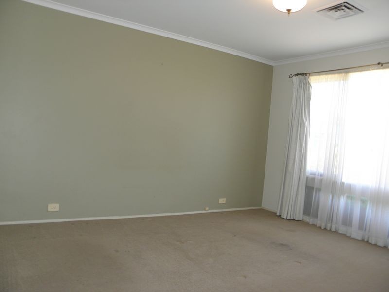 9 Nina Jones Crescent, Chisholm ACT 2905
