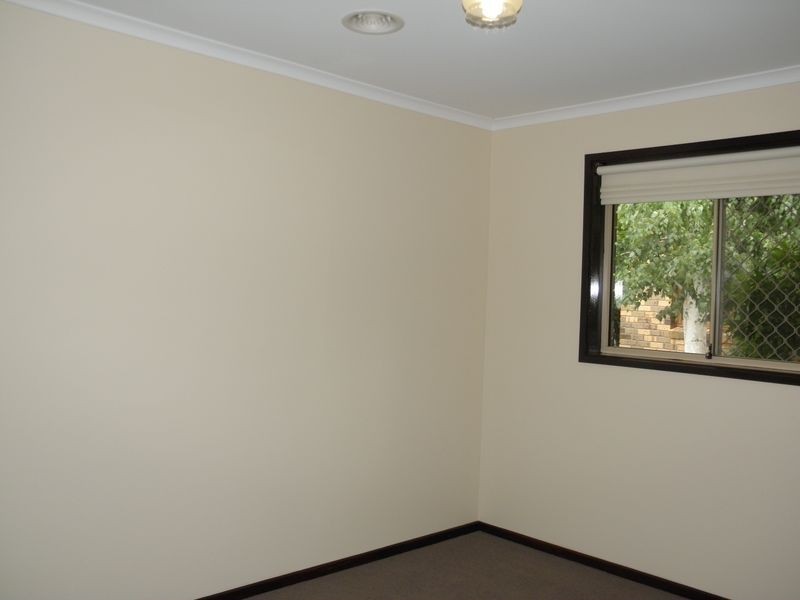 8 Andrea Place, Bonython ACT 2905