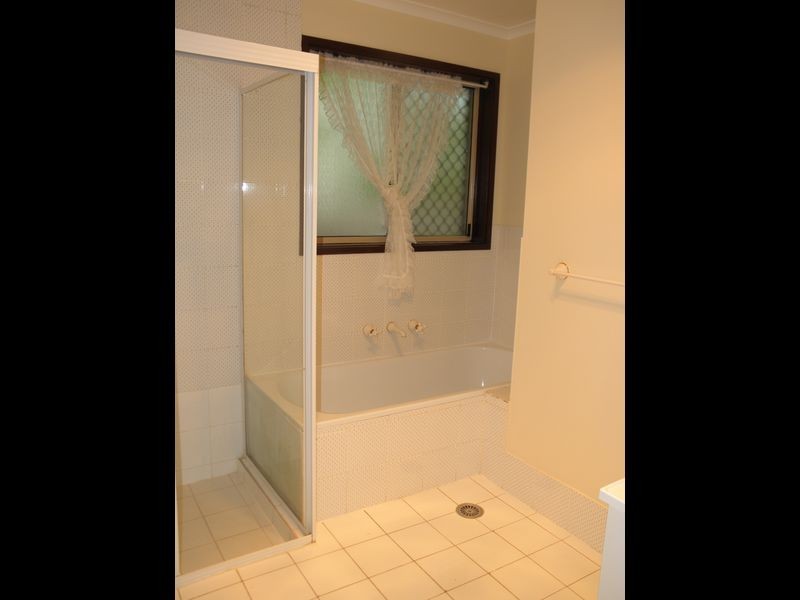 8 Andrea Place, Bonython ACT 2905