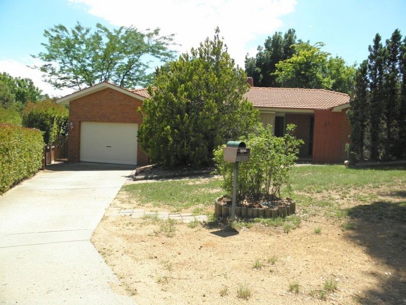 51 Johnstone Circuit, Calwell ACT 2905