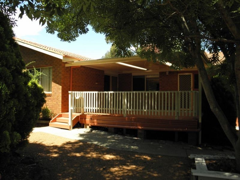 51 Johnstone Circuit, Calwell ACT 2905