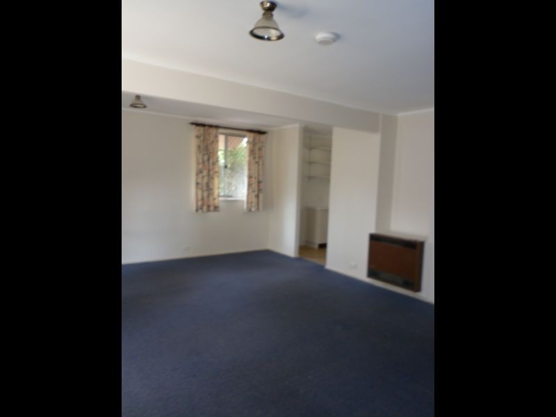 20 Derham Court, Wanniassa ACT 2903