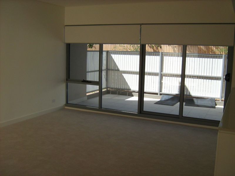 23/21 State Circle, Forrest ACT 2603