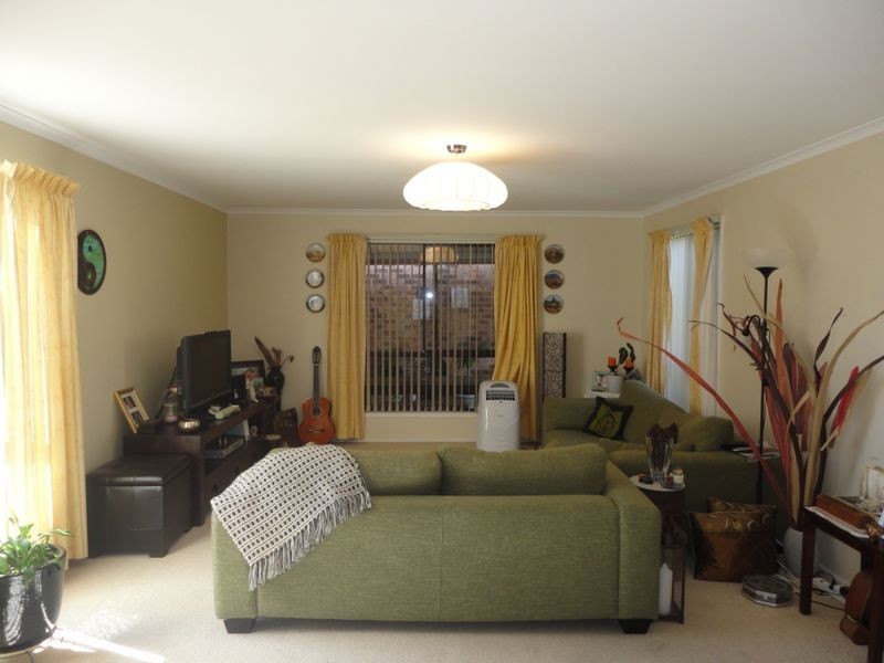 12 Werriwa Crescent, Isabella Plains ACT 2905