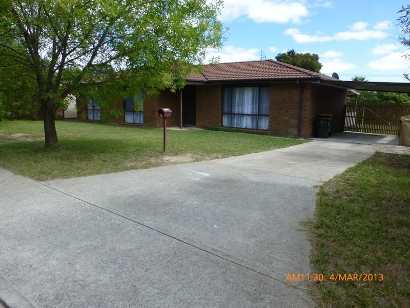 27 Tewksbury Crescent, Theodore ACT 2905