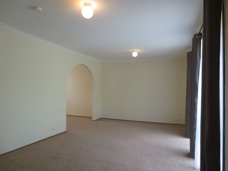 27 Tewksbury Crescent, Theodore ACT 2905