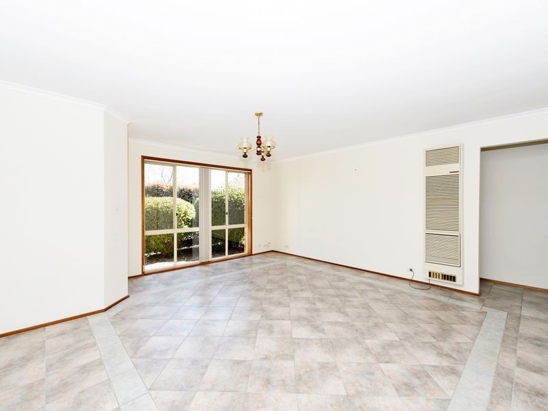 3/3 Lappin Place, Gordon ACT 2906