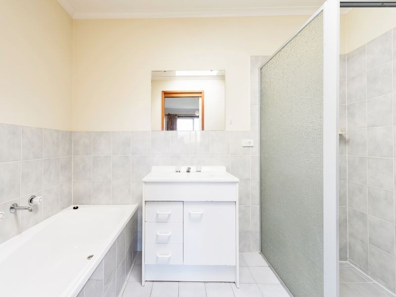 3/3 Lappin Place, Gordon ACT 2906