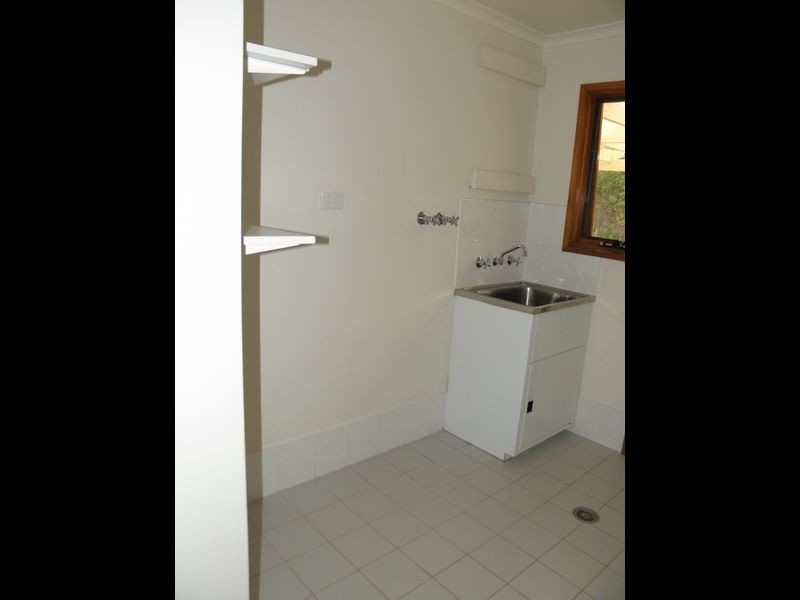 35 Clare Dennis Avenue, Gordon ACT 2906