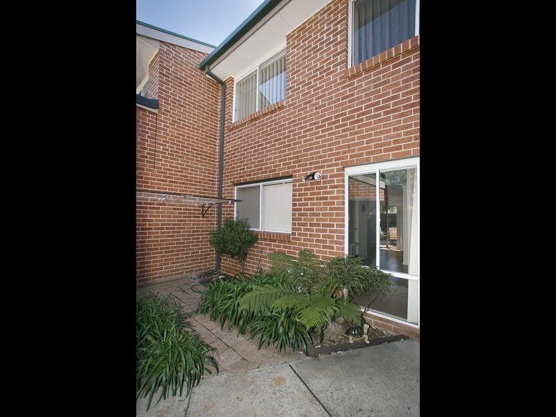2/33 Yarrawonga Street, Ngunnawal ACT 2913