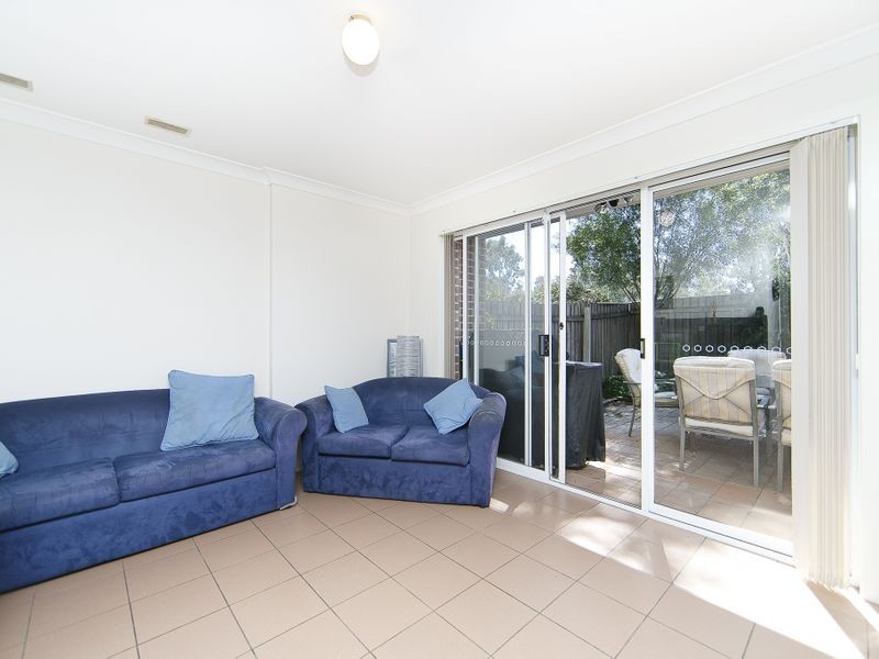 2/33 Yarrawonga Street, Ngunnawal ACT 2913