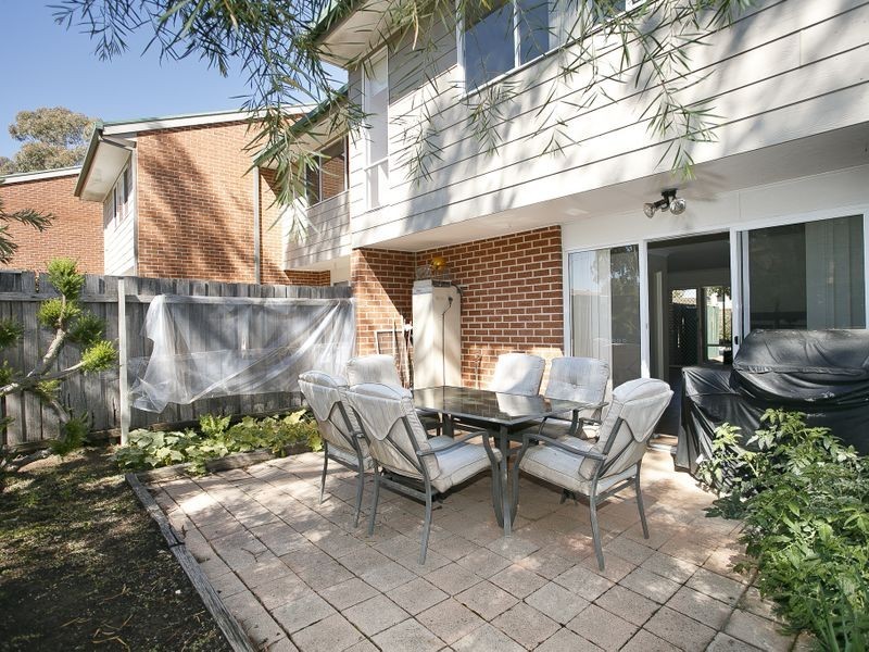 2/33 Yarrawonga Street, Ngunnawal ACT 2913