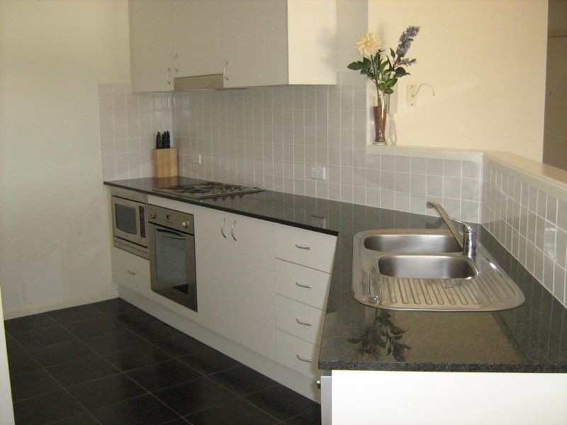 4/58 Eileen Good Street, Greenway ACT 2900