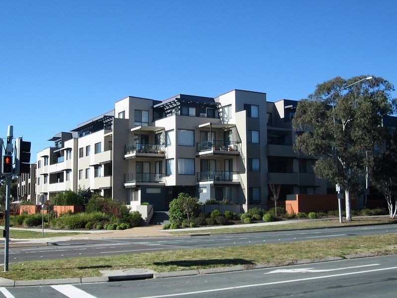 4/58 Eileen Good Street, Greenway ACT 2900